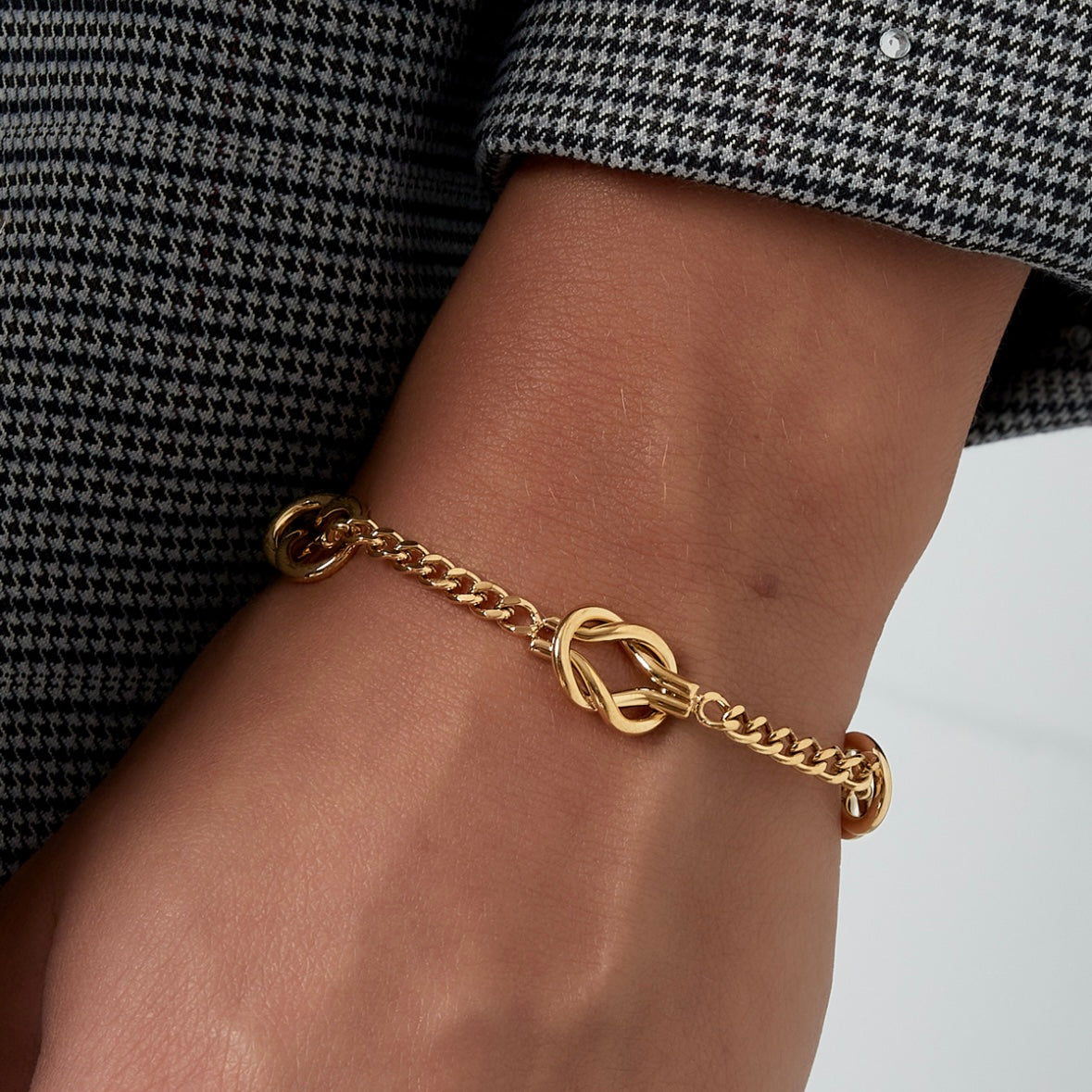 Knoten Armband